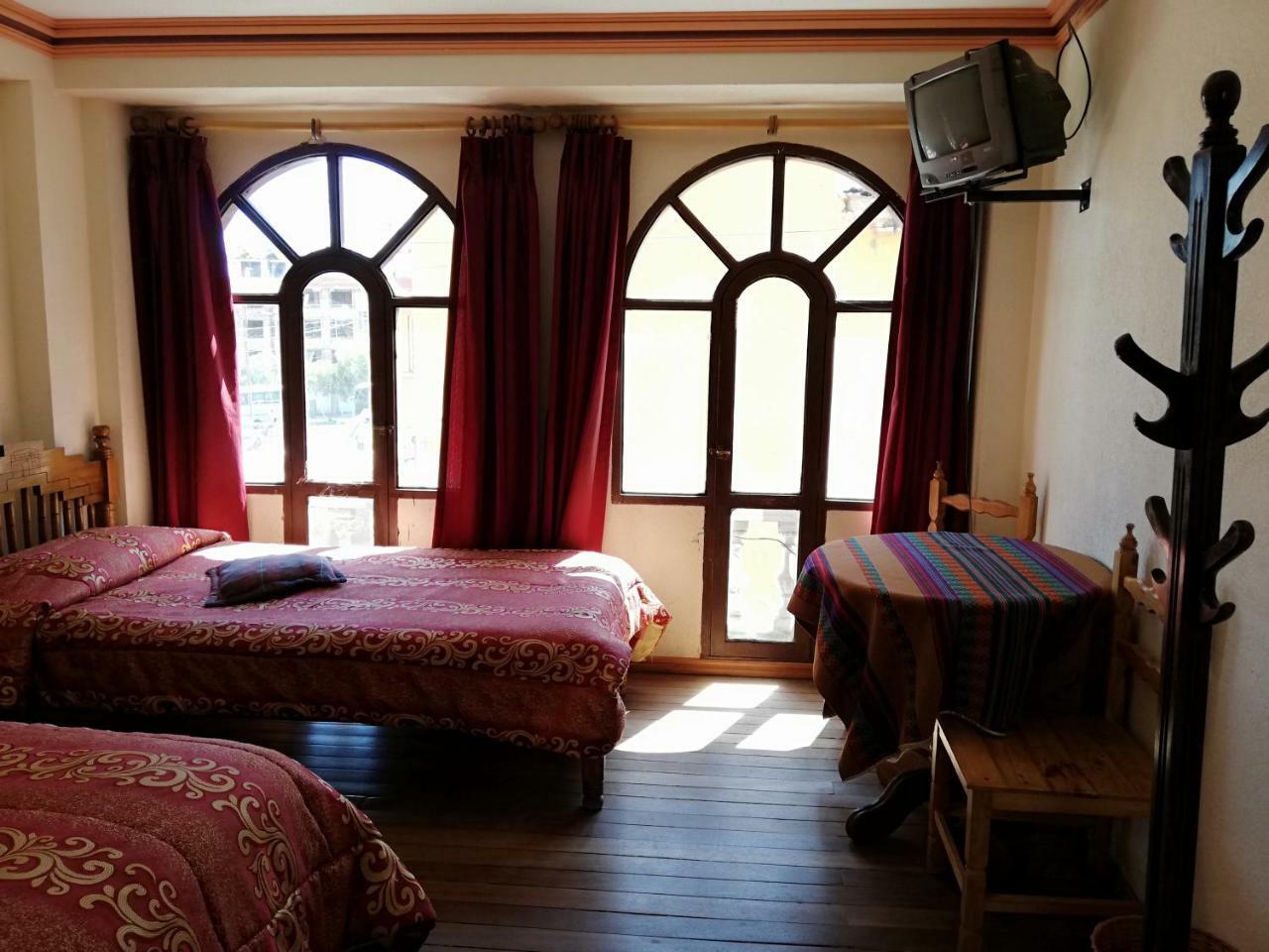 Hotel Las Kantutas Копакабана Экстерьер фото