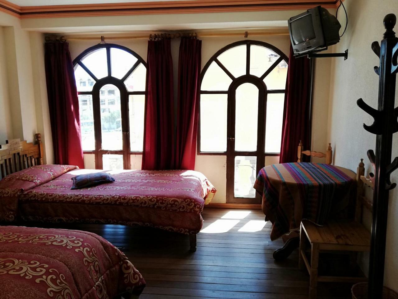 Hotel Las Kantutas Копакабана Экстерьер фото